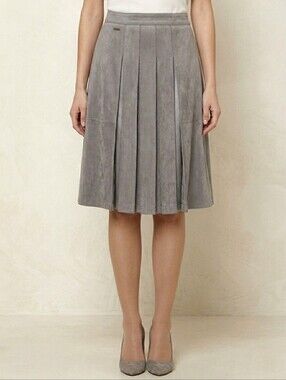 KAPALUA Grey Pleated Skirt size 6